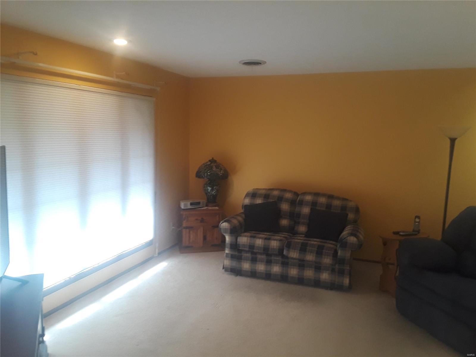 1965 Raintree Trail Collinsville, IL 62234 - Photo 5 of 31 Gallery Image 5