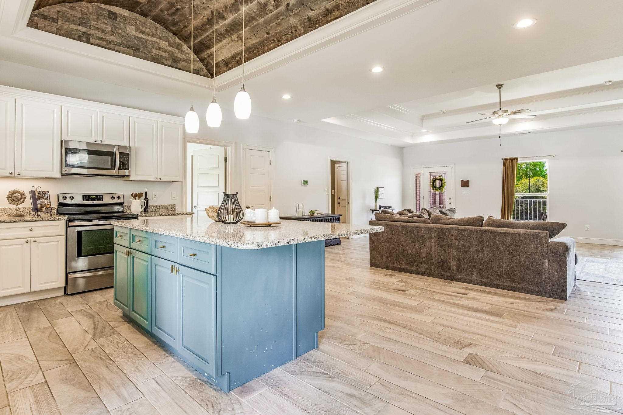 5604 Kailey Road Milton, FL 32583 - Photo 9 of 35 Gallery Image 9
