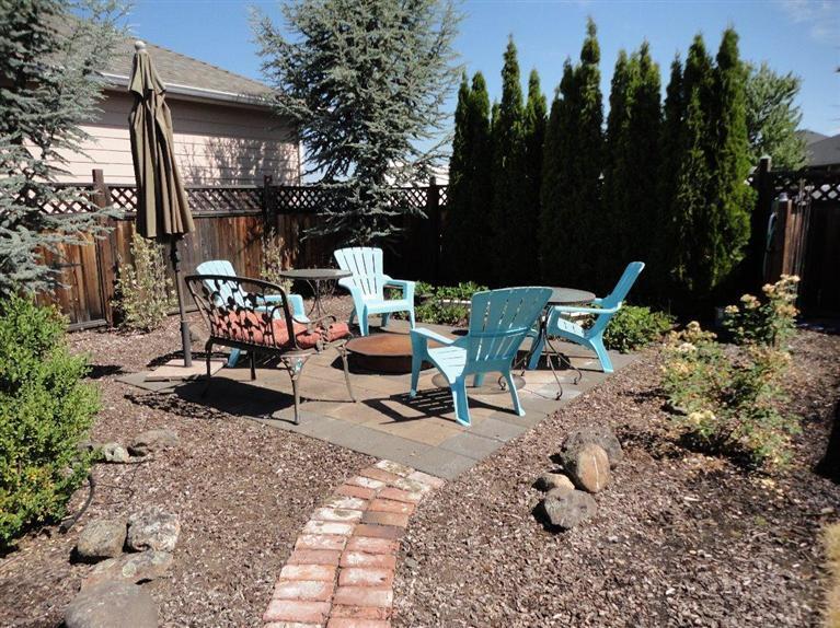 1085 Pumpkin Ridge Eagle Point, OR 97524 - Photo 9 of 25 Additional Photo