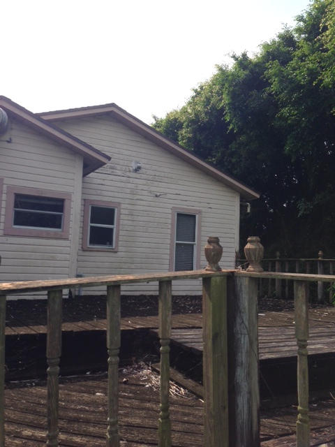 931 Bacom Point Road, Unit 2 Pahokee, FL 33476 - Photo 4 of 6 Deck 2