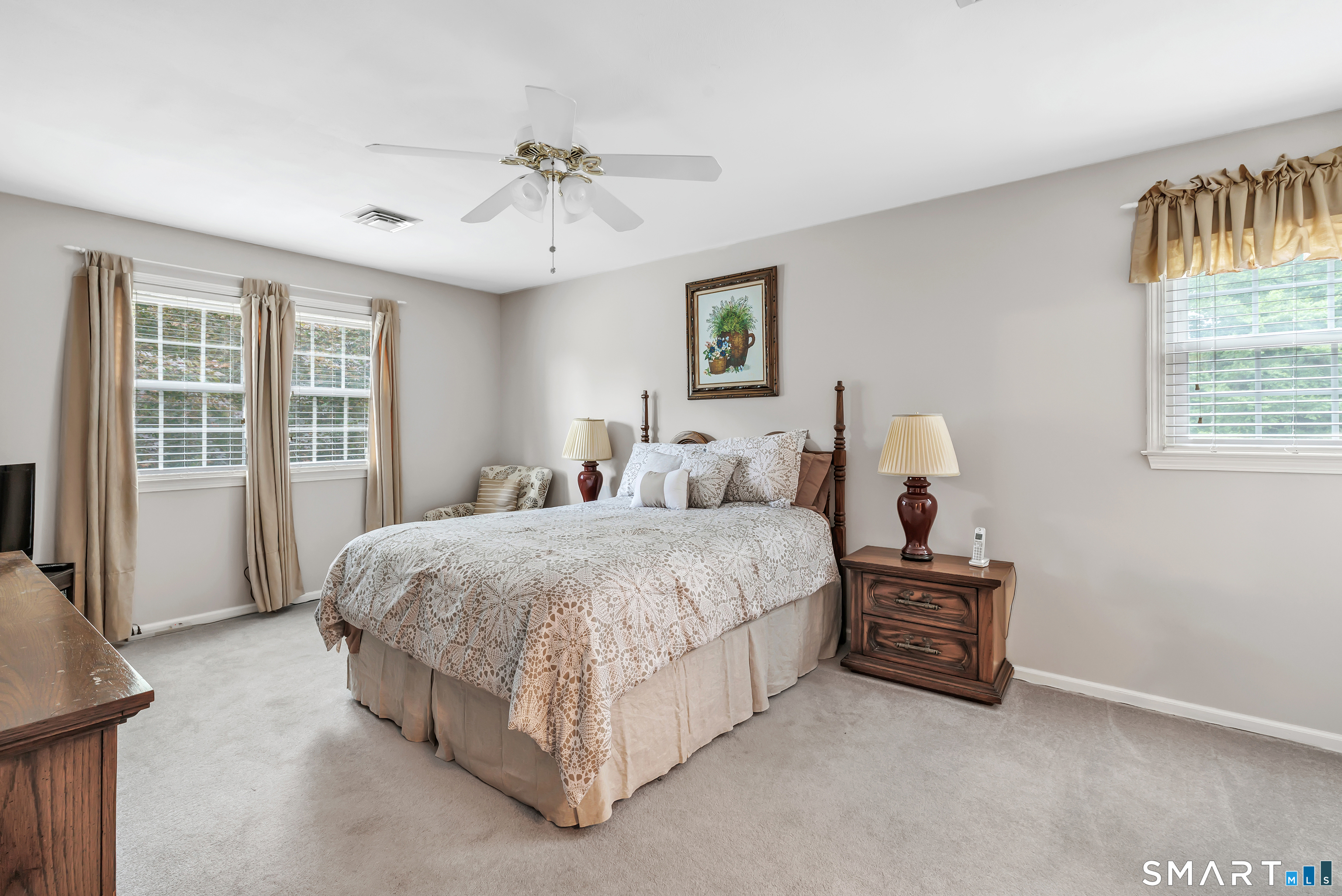 460 Stonehouse Road Trumbull, CT 06611 - Photo 17 of 25