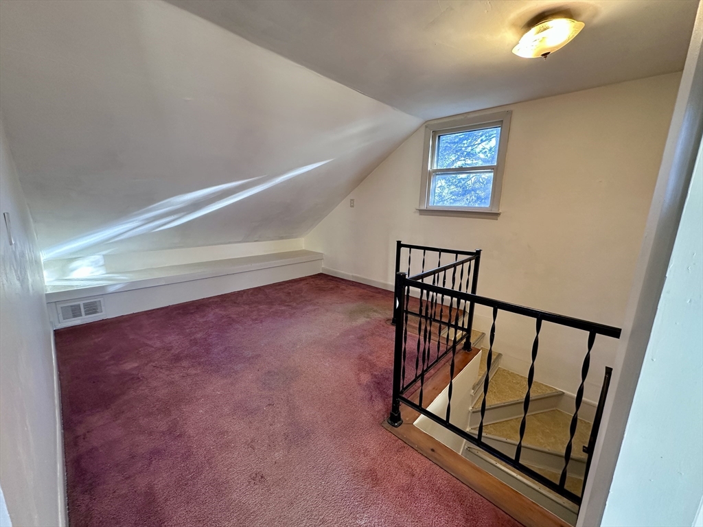 40 Sandwich Road Wareham, MA 02571 - Photo 15 of 37