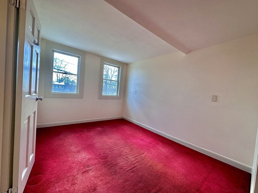 40 Sandwich Road Wareham, MA 02571 - Photo 20 of 37