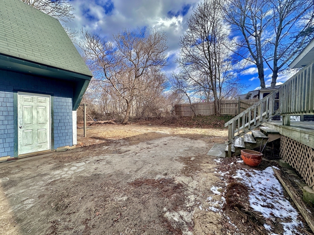40 Sandwich Road Wareham, MA 02571 - Photo 22 of 37