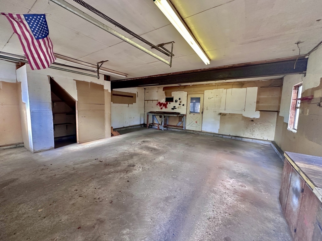 40 Sandwich Road Wareham, MA 02571 - Photo 25 of 37