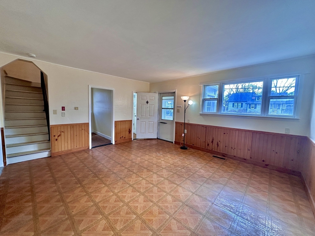 40 Sandwich Road Wareham, MA 02571 - Photo 6 of 37