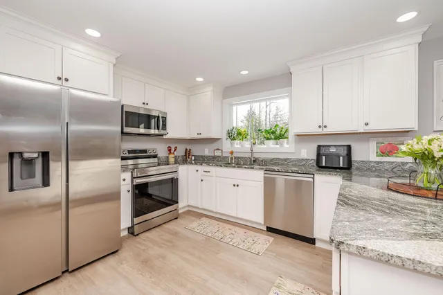 $415,000 | 11 B Bow Mills Road, Barnstead, NH 03225