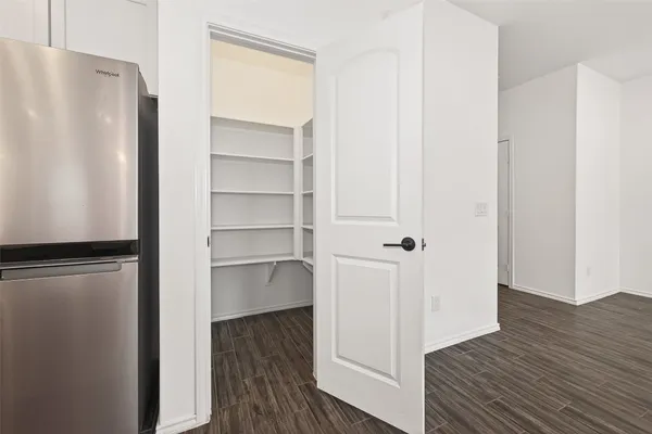 $2,700 | 5122 Emma Forest Street, Houston, TX 77018