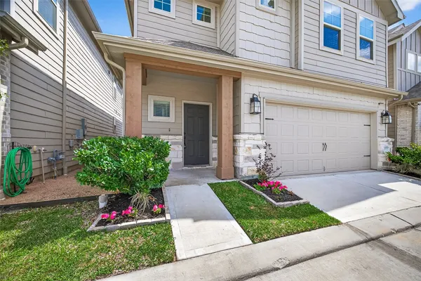 $2,700 | 5122 Emma Forest Street, Houston, TX 77018