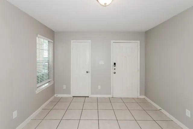 $1,475 | 4923 North Cancun Drive, Houston, TX 77045