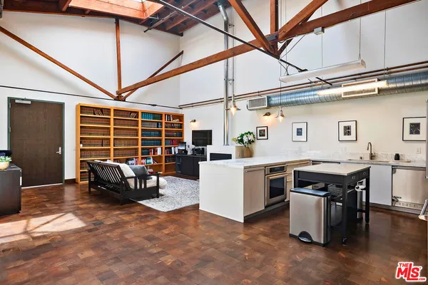 $1,295,000 | 1046 Princeton Drive, Unit 201, Marina del Rey, CA 90292