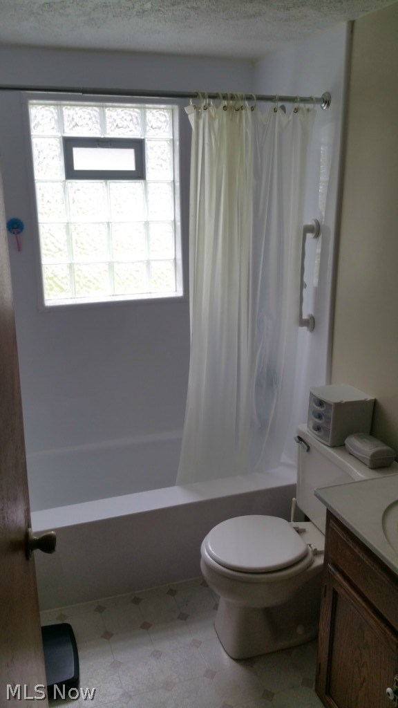 1817 Lake Heights Road Northwest Canton, OH 44708 - Photo 13 of 25 MAIN BATHROOM