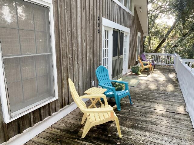 404 Jungle Road Edisto Island, SC 29438 - Photo 8 of 61 6 (640x480)