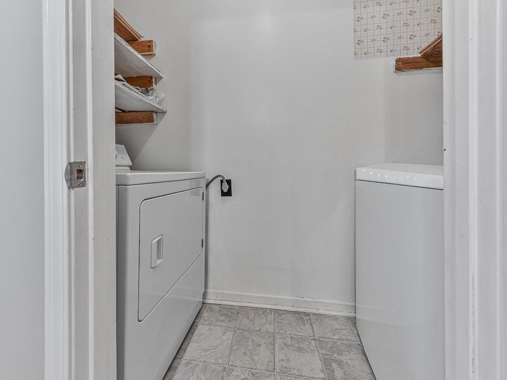 5506 Vaughn Road Woodstock, GA 30188 - Photo 13 of 33 a view of an empty room