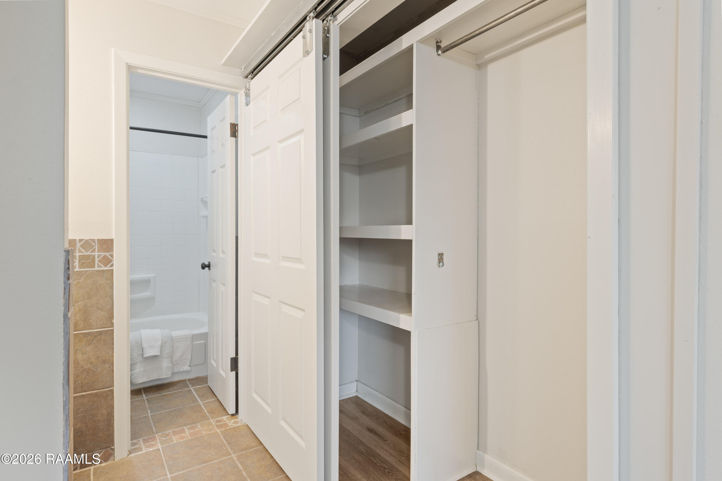 220 Doucet Road, Unit 107A Lafayette, LA 70503 - Photo 13 of 23 220 doucet-18