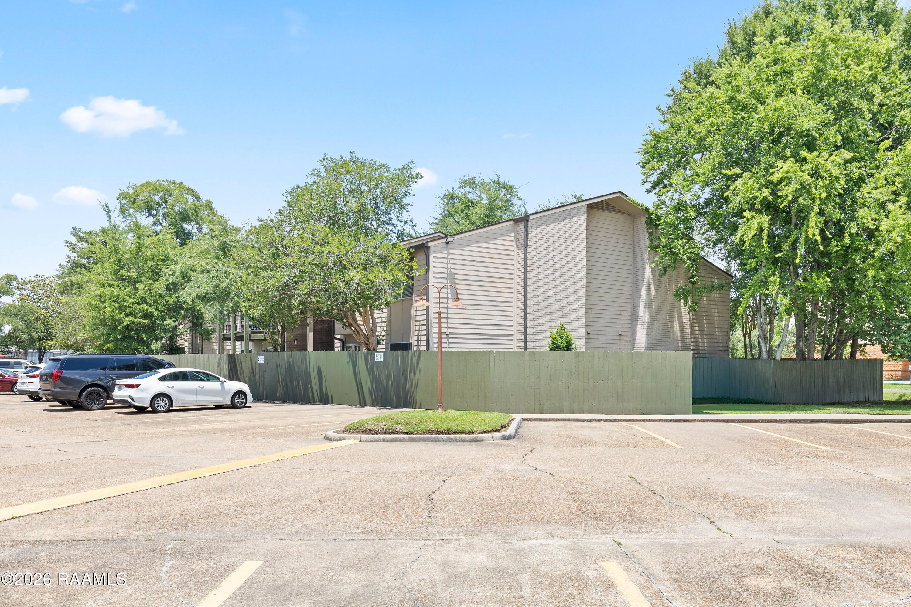 220 Doucet Road, Unit 107A Lafayette, LA 70503 - Photo 21 of 23 220 doucet-2