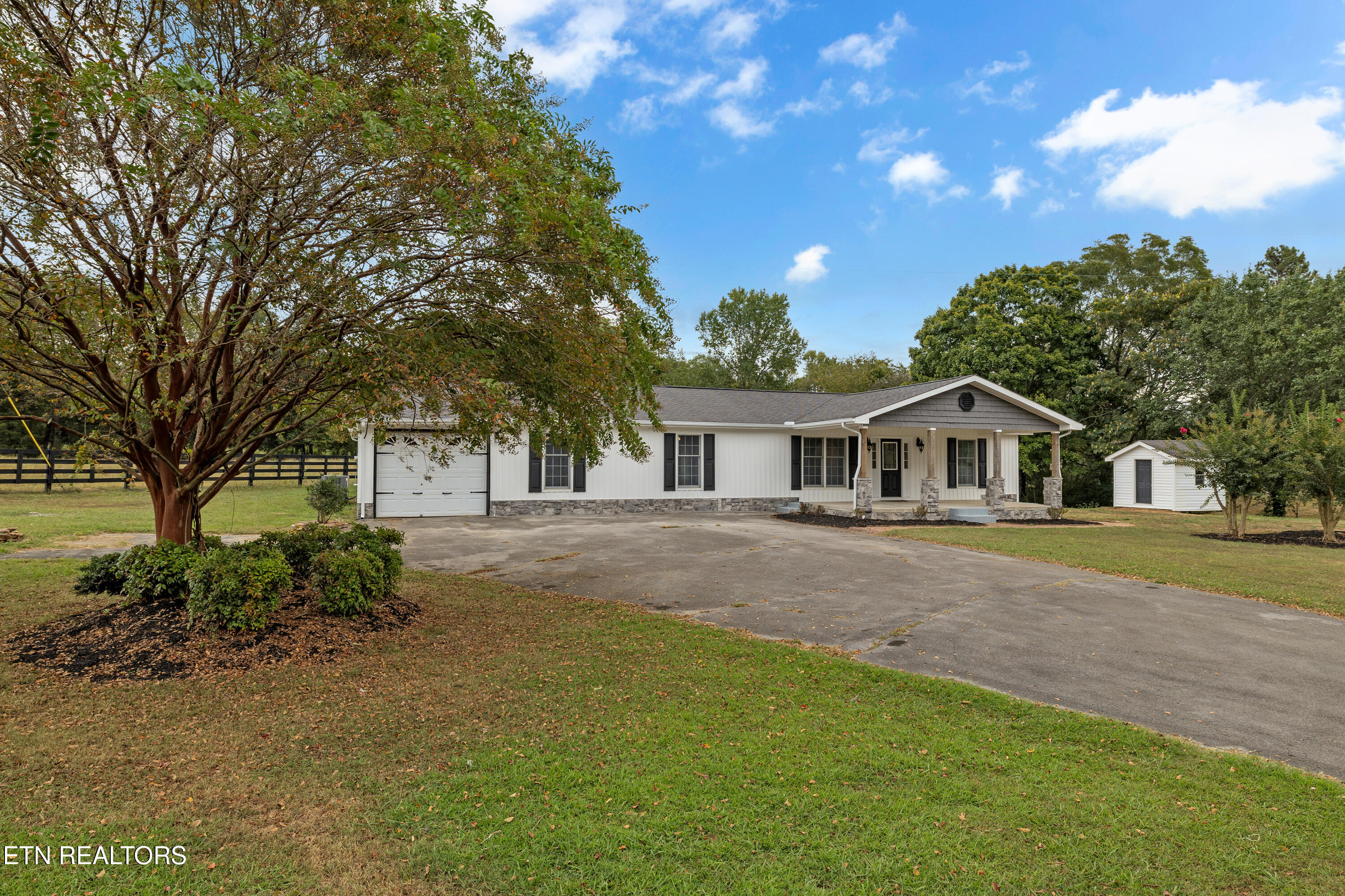 176 Gudger Road Madisonville, TN 37354 - Photo 7 of 30 gudger-110