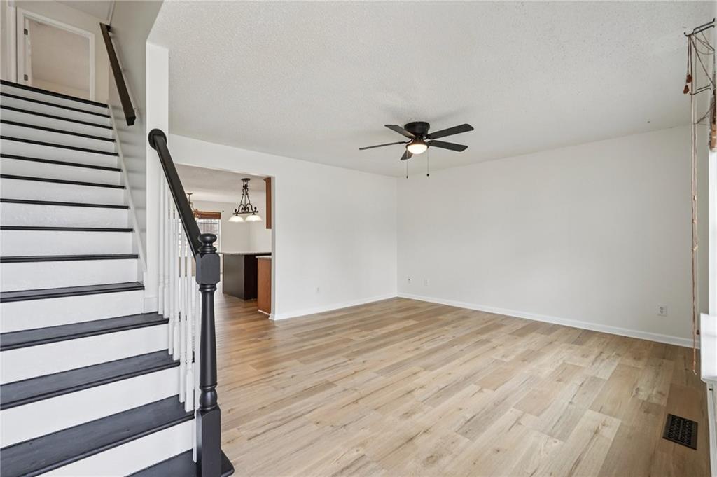 38 Middleton Court Cartersville, GA 30120 - Photo 4 of 47