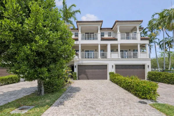 $5,000 | 3873 Northeast 22nd Way, Lighthouse Point, FL 33064