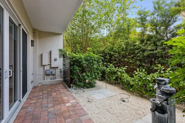 $5,000 | 3873 Northeast 22nd Way, Lighthouse Point, FL 33064