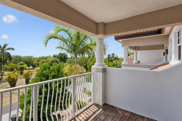 $5,000 | 3873 Northeast 22nd Way, Lighthouse Point, FL 33064