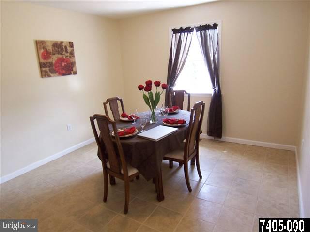 145 Bitternut Road Mount Wolf, PA 17347 - Photo 12 of 25 Gallery Image 12