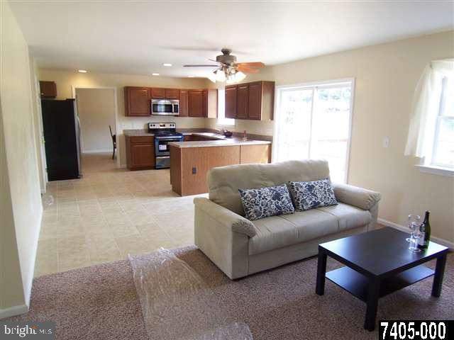 145 Bitternut Road Mount Wolf, PA 17347 - Photo 8 of 25 Gallery Image 8
