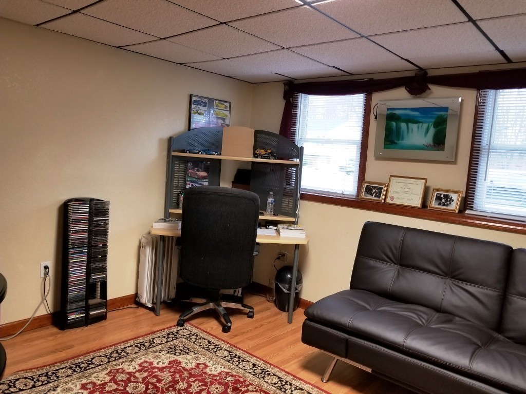 132 Meadowbrook Road Agawam, MA 01001 - Photo 17 of 28 Gallery Image 17