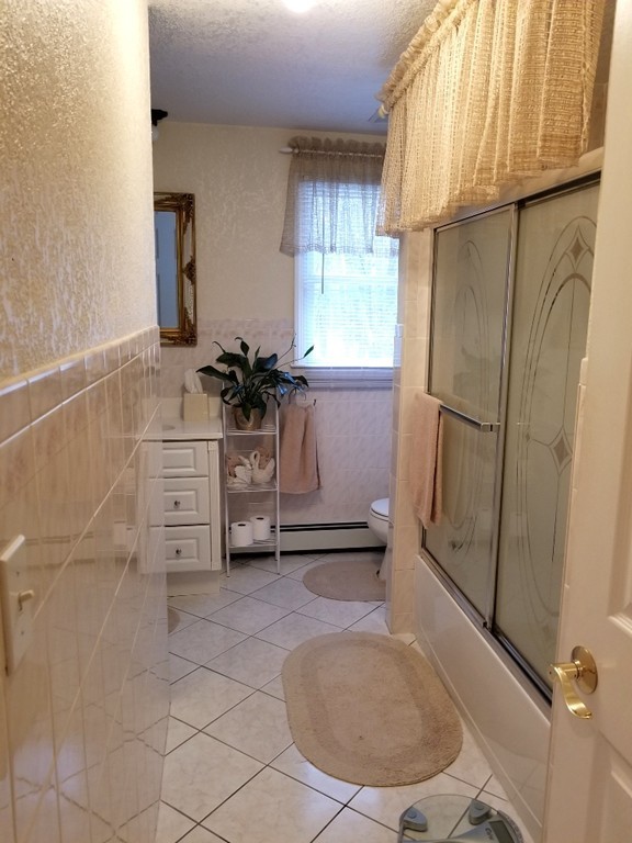 132 Meadowbrook Road Agawam, MA 01001 - Photo 18 of 28 Gallery Image 18