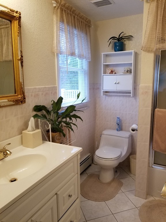 132 Meadowbrook Road Agawam, MA 01001 - Photo 19 of 28 Gallery Image 19