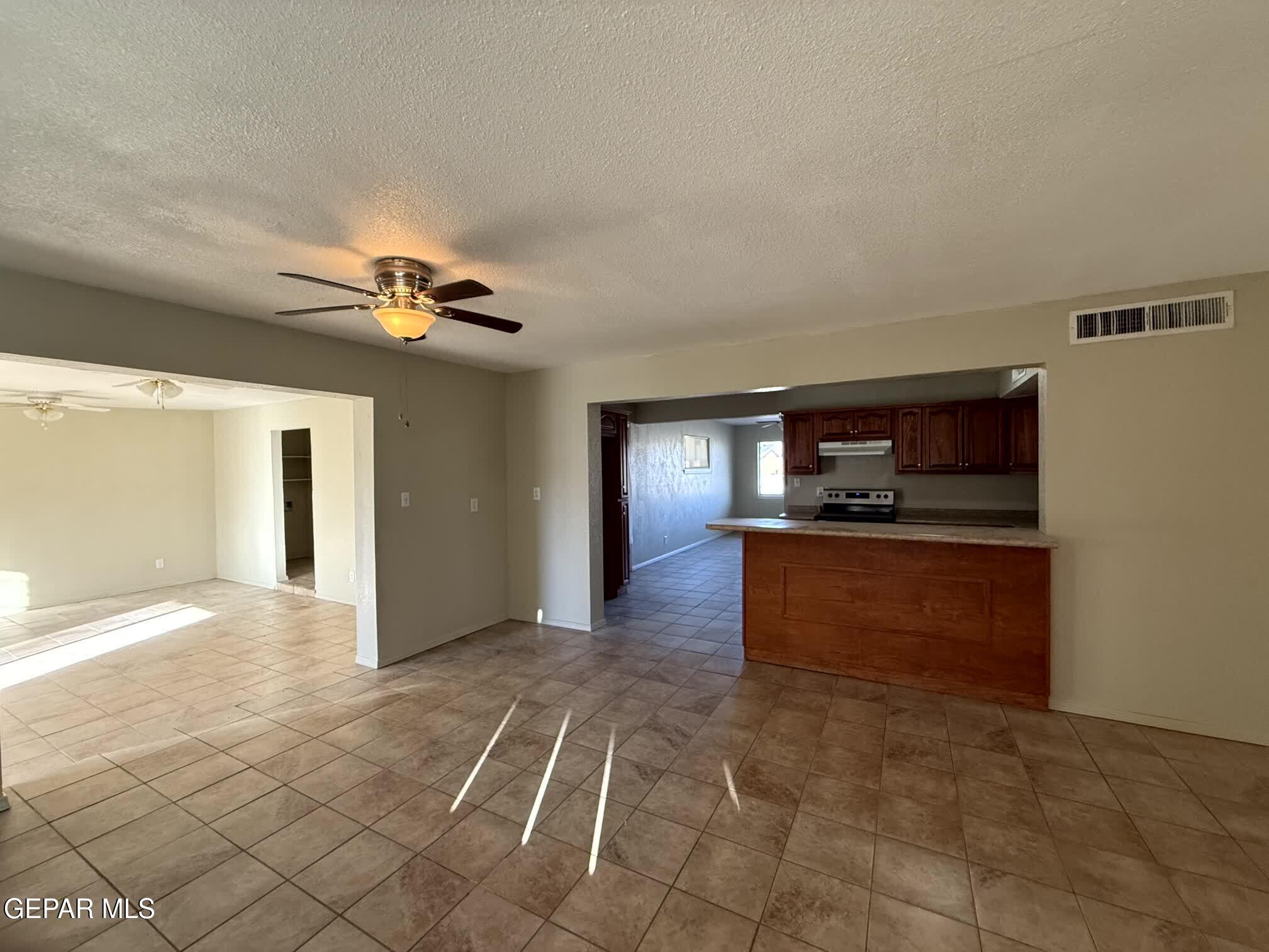 2801 Hawick Road El Paso, TX 79925 - Photo 13 of 29 IMG_3688