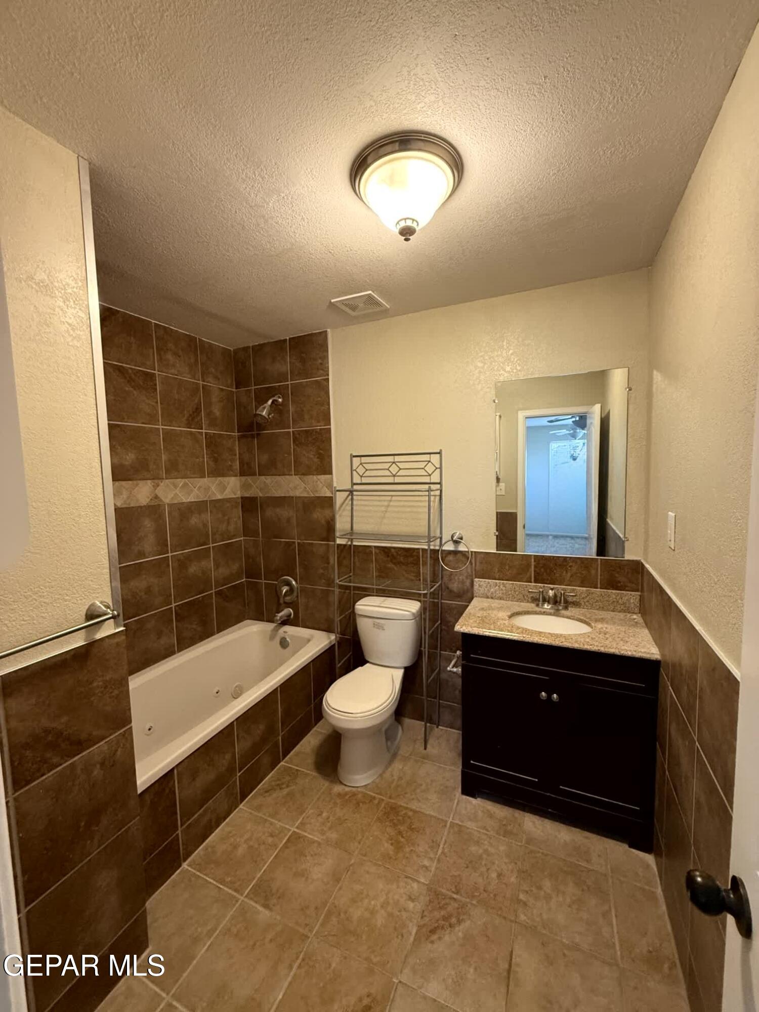 2801 Hawick Road El Paso, TX 79925 - Photo 21 of 29 IMG_3693