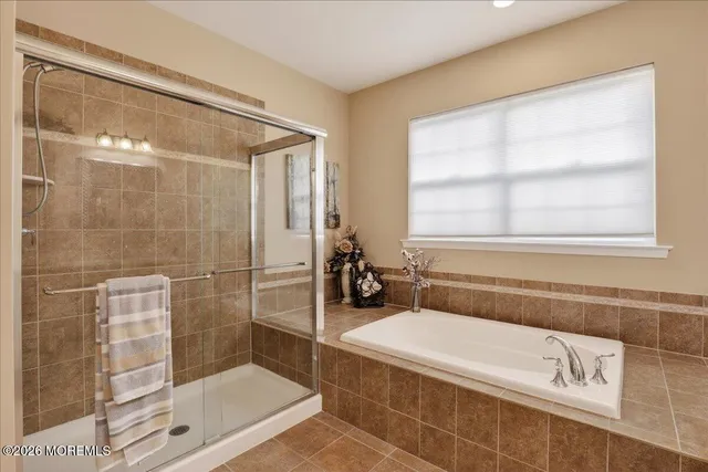 $750,000 | 1 Barbour Court, Unit 1216, Old Bridge, NJ 08857