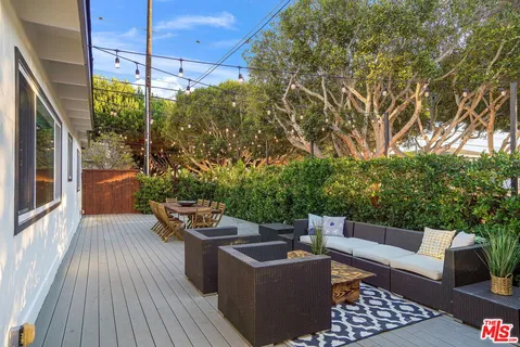 $3,865,000 | 1102 Maple Street, Santa Monica, CA 90405