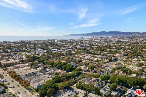 $3,865,000 | 1102 Maple Street, Santa Monica, CA 90405