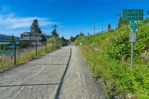 $1,299,000 | 1203 North 36th Street, Renton, WA 98056