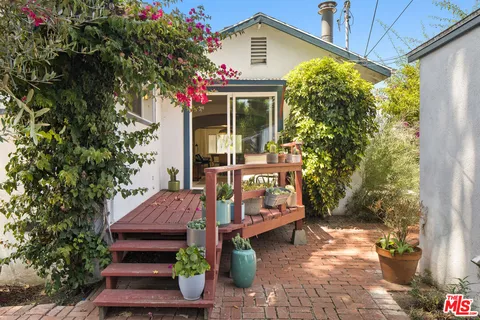 $4,995 | 352 Hargrave Street, Inglewood, CA 90302