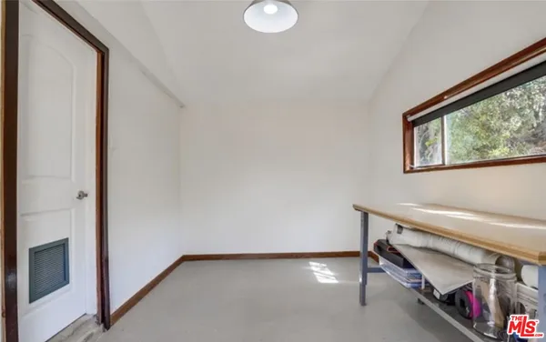 $4,995 | 352 Hargrave Street, Inglewood, CA 90302