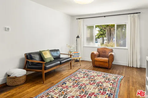 $4,995 | 352 Hargrave Street, Inglewood, CA 90302