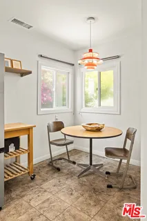 $5,250 | 352 Hargrave Street, Inglewood, CA 90302