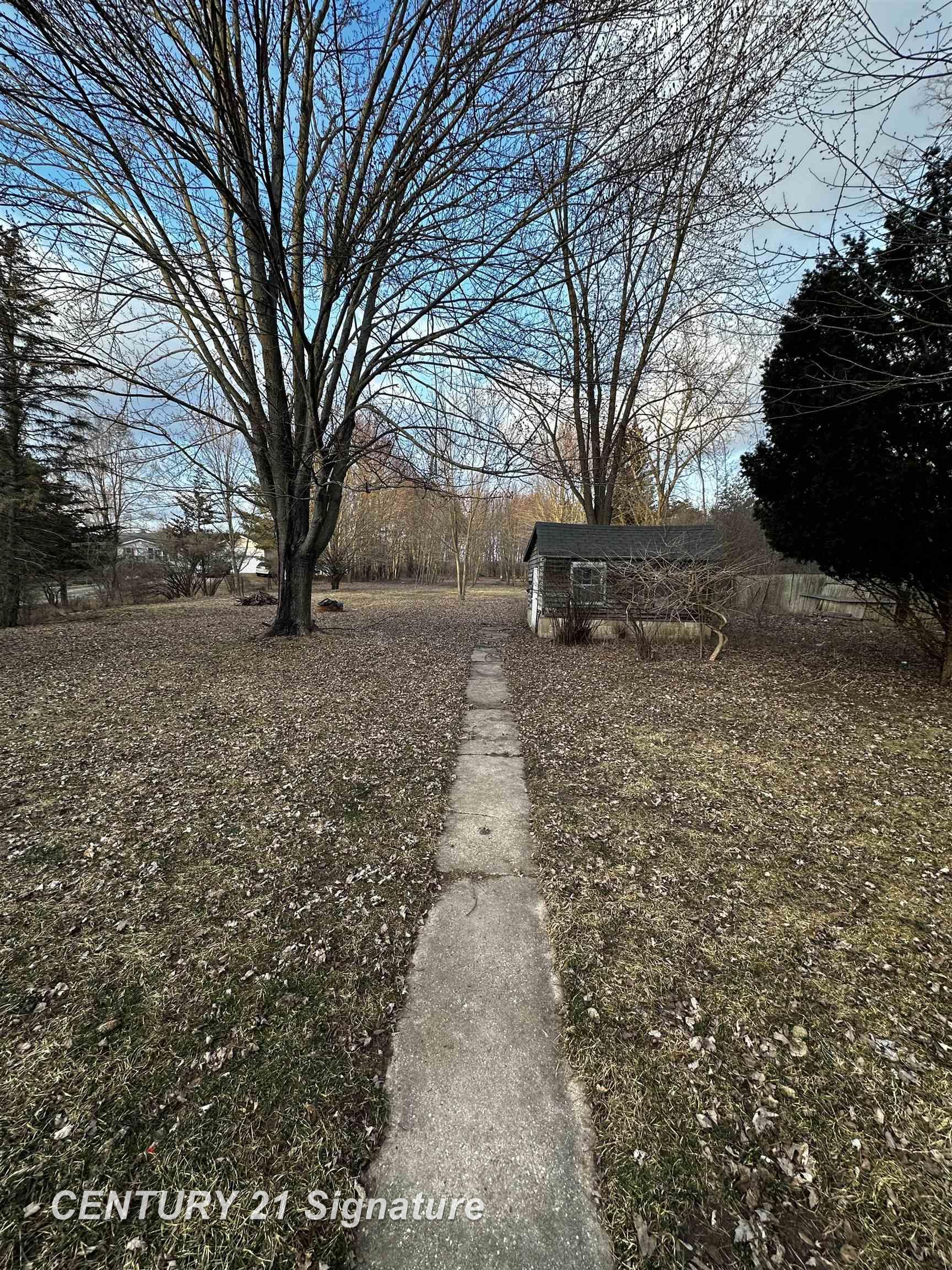 4973 South Saginaw Road Freeland, MI 48623 - Photo 26 of 27