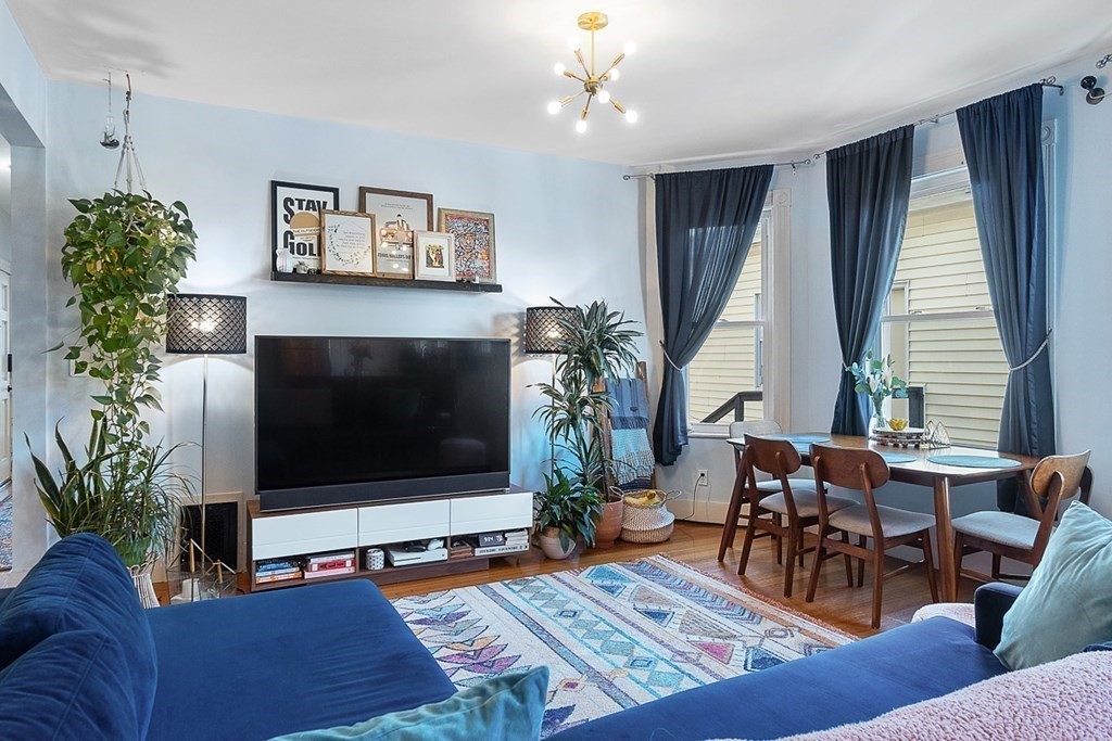 10 Oliver Road, Unit 2 Watertown, MA 02472 - Photo 1 of 26 Gallery Image 1