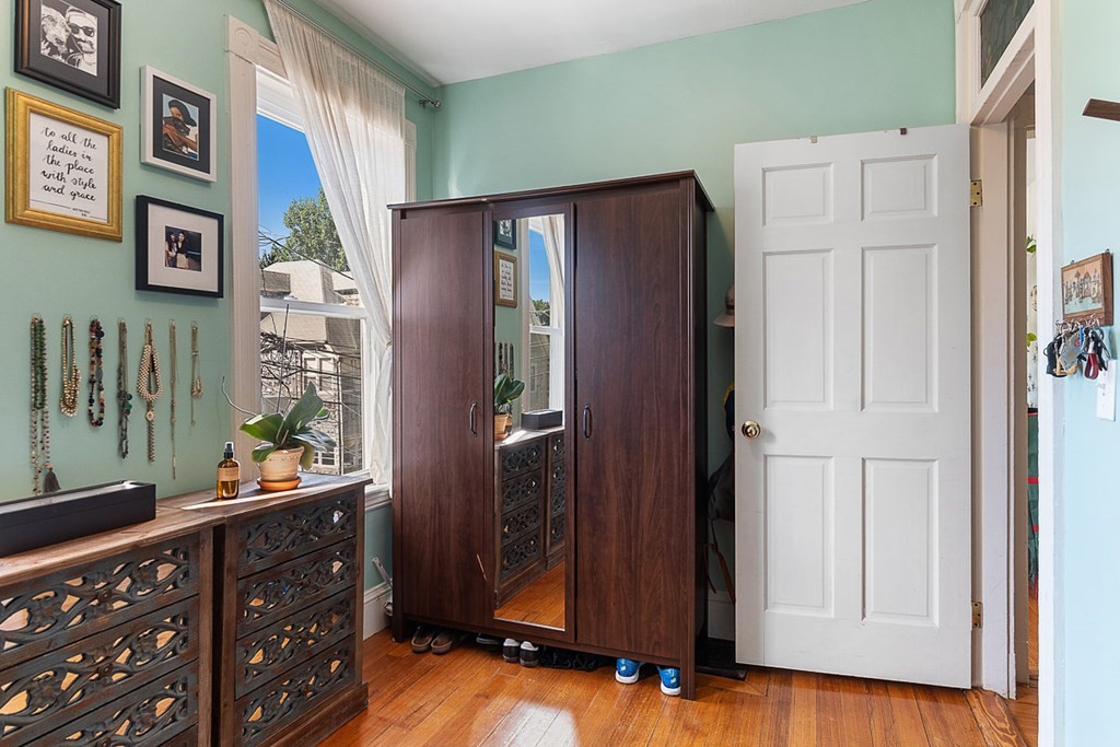10 Oliver Road, Unit 2 Watertown, MA 02472 - Photo 21 of 26 Gallery Image 21