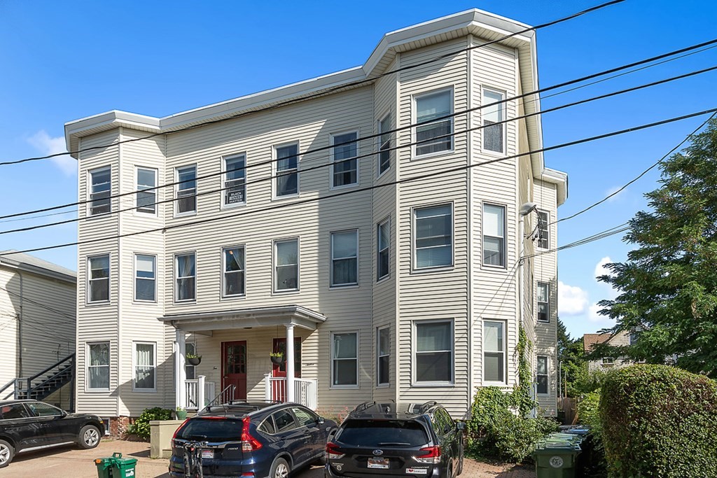 10 Oliver Road, Unit 2 Watertown, MA 02472 - Photo 23 of 26 Gallery Image 23