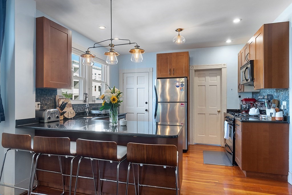 10 Oliver Road, Unit 2 Watertown, MA 02472 - Photo 6 of 26 Gallery Image 6