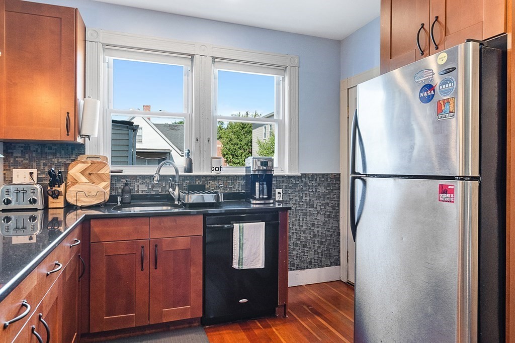 10 Oliver Road, Unit 2 Watertown, MA 02472 - Photo 7 of 26 Gallery Image 7