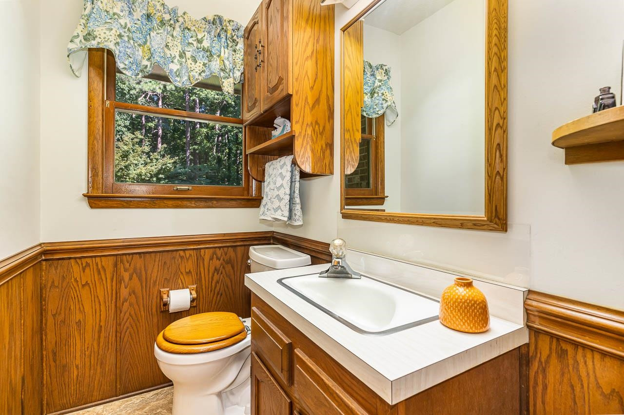 8600 Lawn Court Raleigh, NC 27613 - Photo 17 of 31 Half Bath