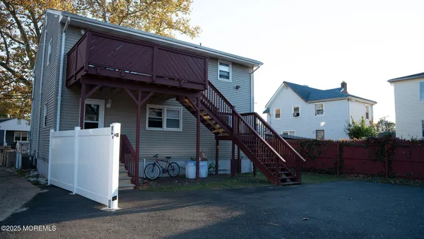 $2,700 | 73 Maple Avenue, Unit 2, Keansburg, NJ 07734