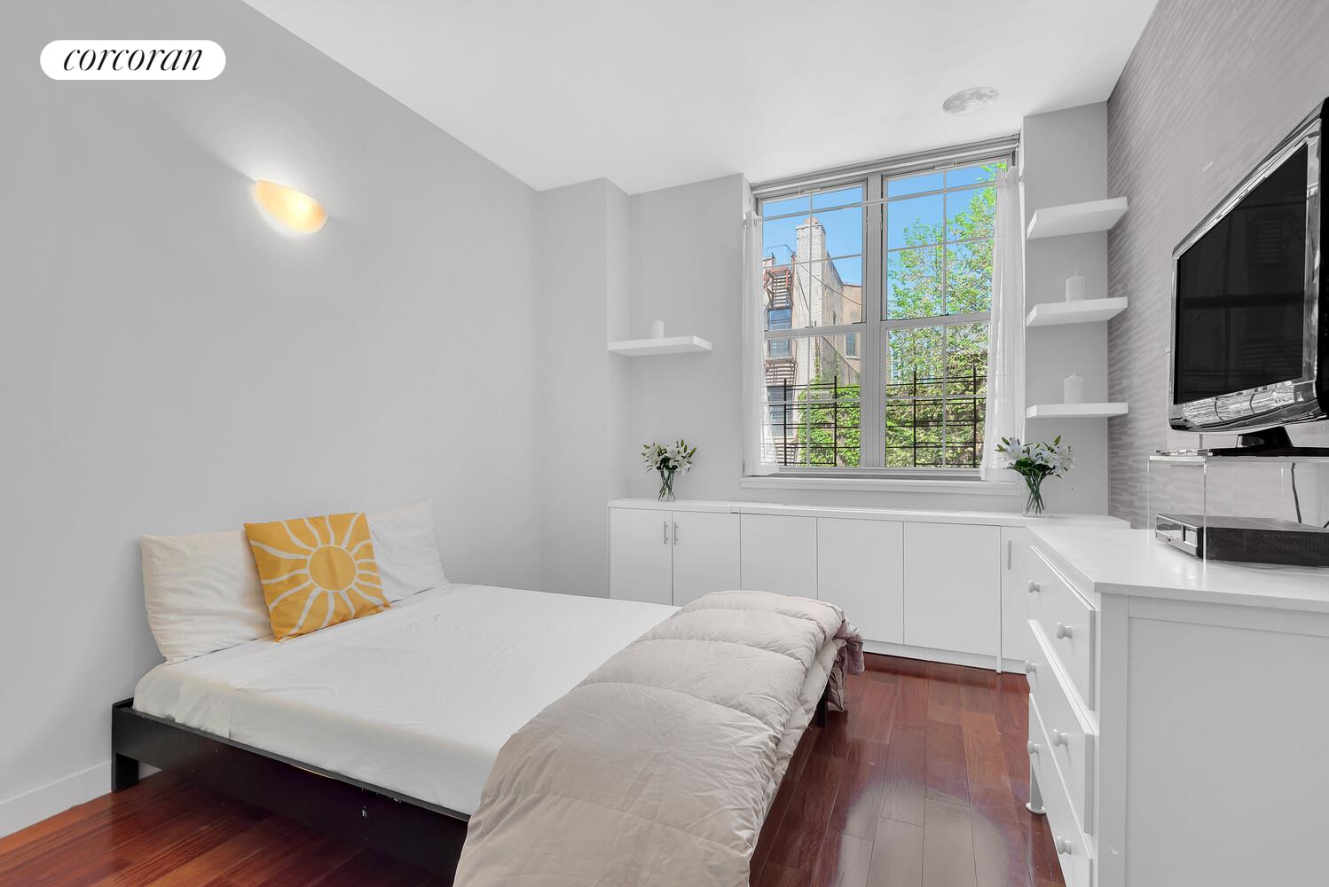 310 West 120th Street, Unit 4F Manhattan, NY 10027 - Photo 4 of 8
