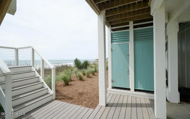 $2,395,000 | 30 Porpoise Place, North Topsail Beach, NC 28460
